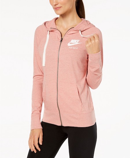 Our Favorite Nike Picks from Macy’s 25% off Active Sale | FitMinutes.com