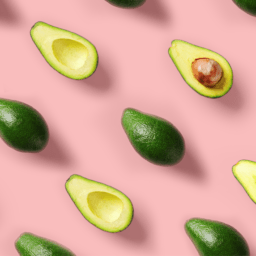 9 Healthy Recipes for National Avocado Day | FitMinutes.com
